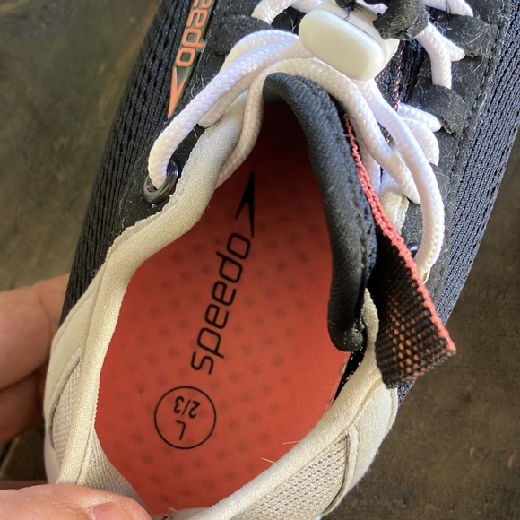 Rock water shoes for kids - Picture 2 of 2